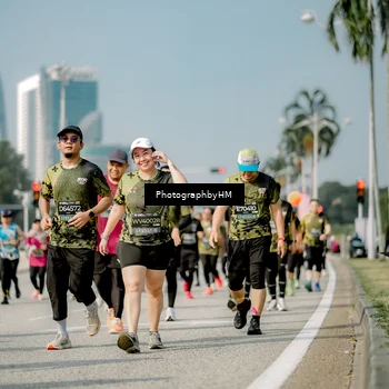 Runner Photo 6755998