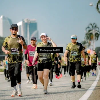 Runner Photo 6756004