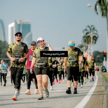 Runner Photo 6756005
