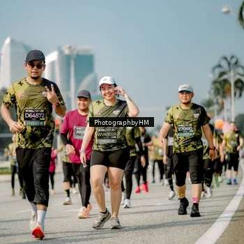 Runner Photo 6756018