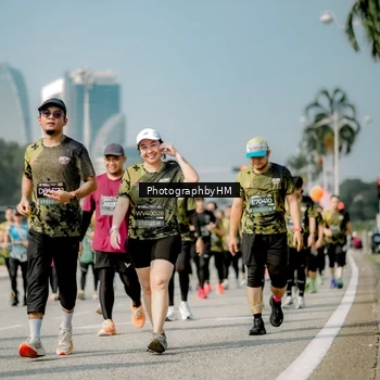 Runner Photo 6756019