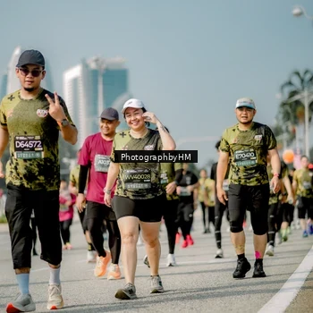 Runner Photo 6756032