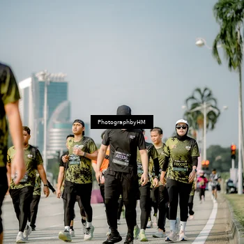 Runner Photo 6756110