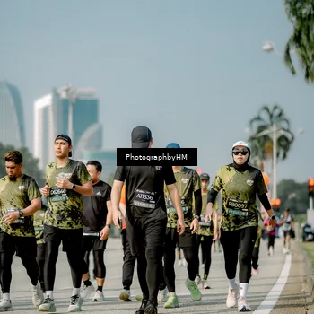 Runner Photo 6756124