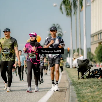 Runner Photo 6756233