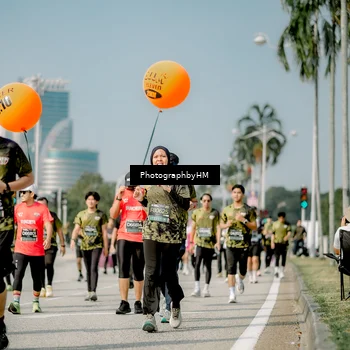 Runner Photo 6756263