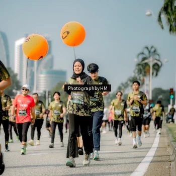 Runner Photo 6756273