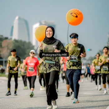 Runner Photo 6756291