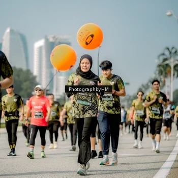 Runner Photo 6756295