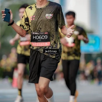 Runner Photo 6756328