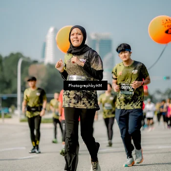 Runner Photo 6756364