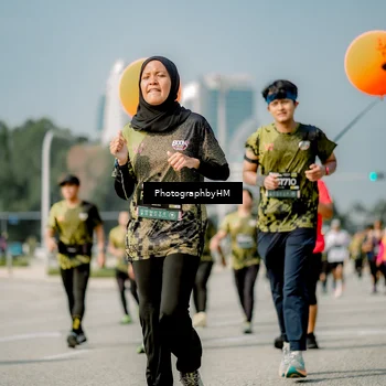 Runner Photo 6756368
