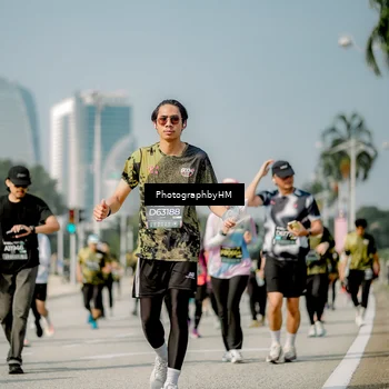 Runner Photo 6756400