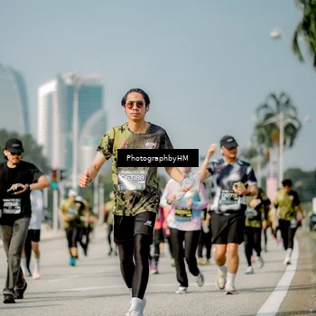 Runner Photo 6756404