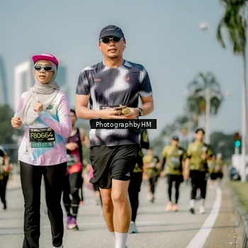 Runner Photo 6756439