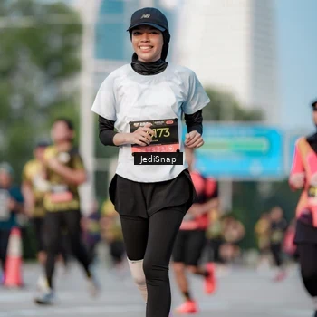 Runner Photo 6756455