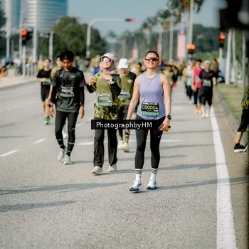 Runner Photo 6756486