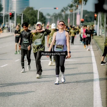 Runner Photo 6756492