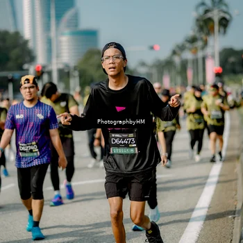 Runner Photo 6756538