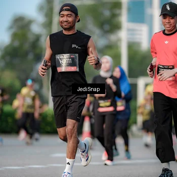 Runner Photo 6756632