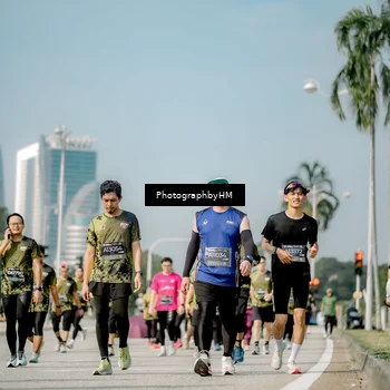 Runner Photo 6756648