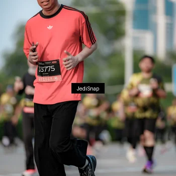 Runner Photo 6756651