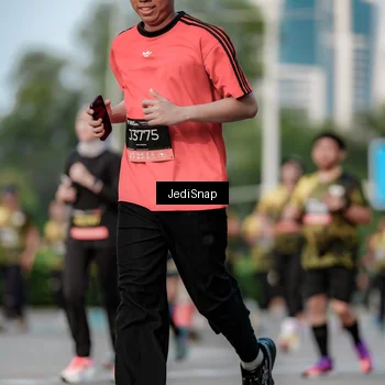 Runner Photo 6756657