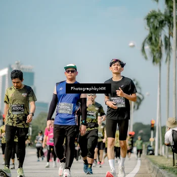 Runner Photo 6756681