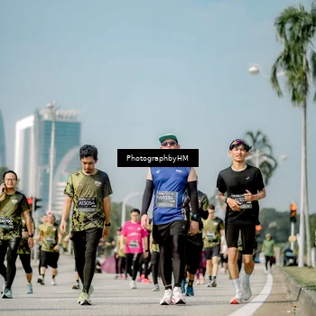 Runner Photo 6756687
