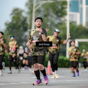Runner Photo 6756695