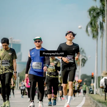 Runner Photo 6756705