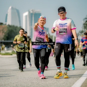 Runner Photo 6756743