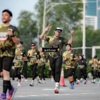 Runner Photo 6756753