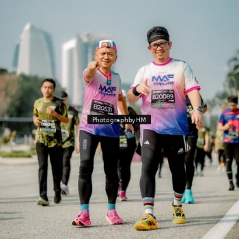 Runner Photo 6756759