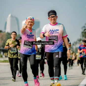 Runner Photo 6756761