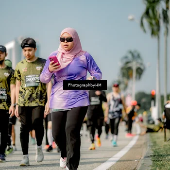Runner Photo 6756763