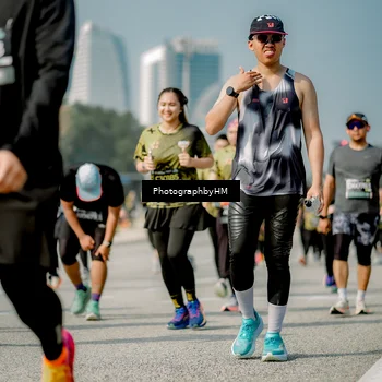 Runner Photo 6756793