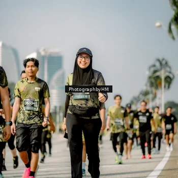 Runner Photo 6756853
