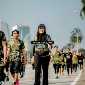 Runner Photo 6756854