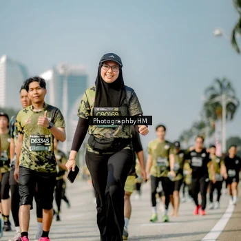 Runner Photo 6756856