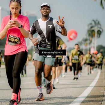 Runner Photo 6756893