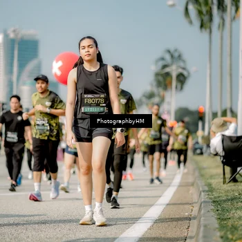 Runner Photo 6756895