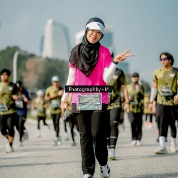 Runner Photo 6756973