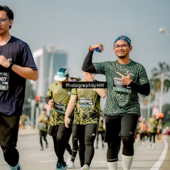 Runner Photo 6757007