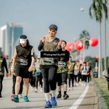 Runner Photo 6757043
