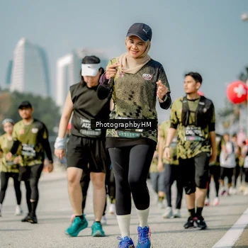 Runner Photo 6757061