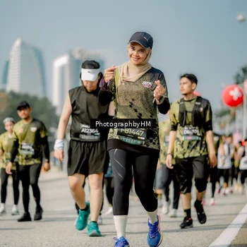 Runner Photo 6757063