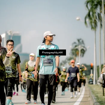 Runner Photo 6757110