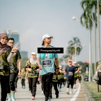 Runner Photo 6757112