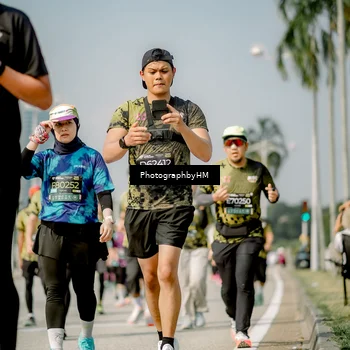 Runner Photo 6757132